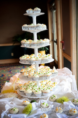Best Villas of Grand Cypress Wedding photographer - Sandra Johnson (SJFoto.com)